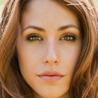 Amanda Crew Nahé