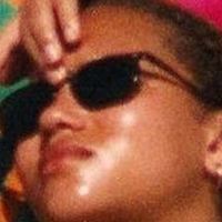 Angela Griffin Nahé