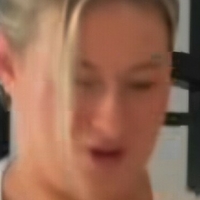 Carys whittaker / busybeecarys Nahé