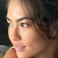 Cute Babysitter Nahé