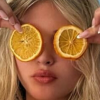 Dominique Elwes Nahé