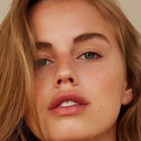 Effy Harvard Nahé