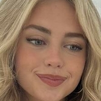 Ellie Rosinkranz Nahé