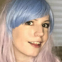 English Phoebe Nahé