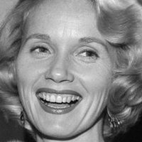 Eva Marie Saint Nahé