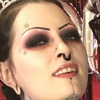 freakmoblive Nahé