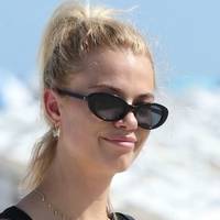 Hailey Clauson Nahé