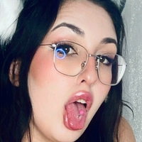 hornypeach23 Nahé
