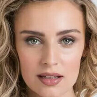 Isabelle Stickland Nahé