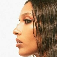 Isha Kaur Dhillon Nahé