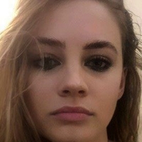 Josephine Langford Nahé