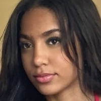 Julia Onyx Nahé