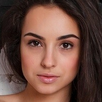 Karina Boone Nahé