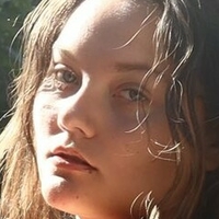 Katy Hedges Nahé