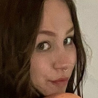lacey.greyfree Nahé