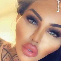 Lady Pleasure Nahé