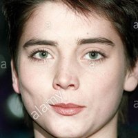 Liza Walker Nahé