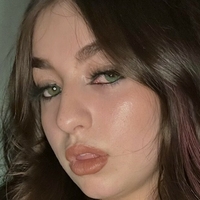 Lizzie Foxie Nahé