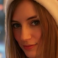 Lory Nahé