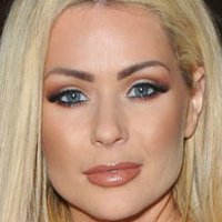Nicola McLean Nahé