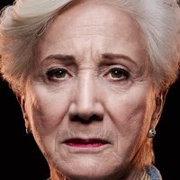 Olympia Dukakis Nahé