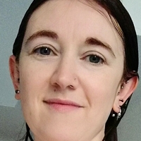 piercedpussysiren Nahé