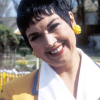 Ruth Madoc Nahé