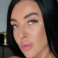sasha.s.a.v.a.g.e Nahé