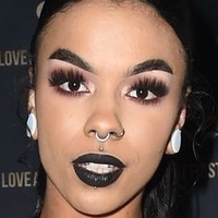 Shannon Nahé