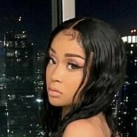 StunnaGirl Nahé