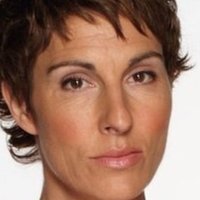Tamsin Greig Nahé