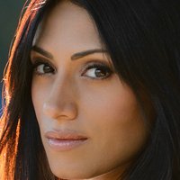 Tehmina Sunny Nahé