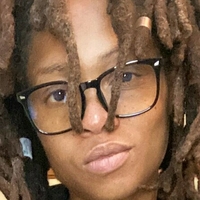 therealblackqueenraven Nahé
