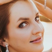 Theresa Mitchell Nahé