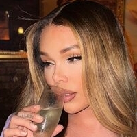 Ts lauren cox Nahé