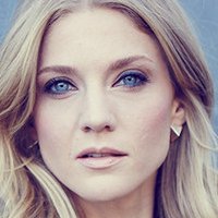 Winter Ave Zoli Nahé